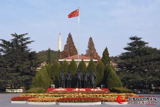 人民网总网大头条聚焦河北 | 西柏坡：从红色经典到绿色传奇