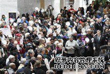 “停摆”不止 美政府雇员困境加剧截至23日,从去年底开始的联邦政府部分机构“停摆”已持续33天,继续刷新历史最长纪录,约80万政府雇员这期间已错过一次工资发放,很多人手头越来越拮据,到期账单越积越多,不得不寻求外界帮助。
【详细】
国际新闻|国际热图