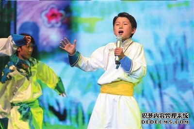 达人秀选手乌达木(资料图)。
