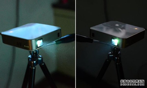 白天“萌哒哒”晚上“啪啪啪”