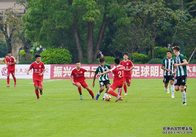 两次半场突袭1V4!恒大西班牙足校小将燃爆下半场!
