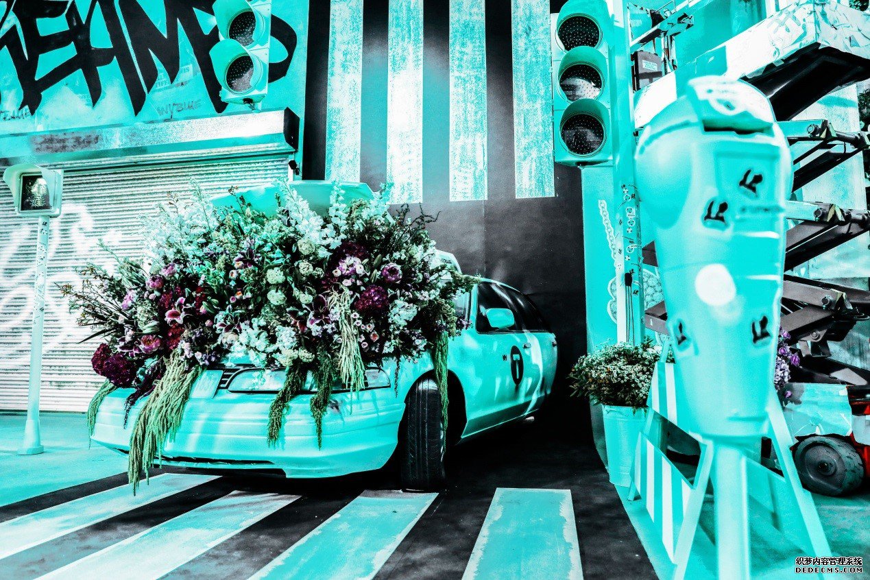 ֮ Ħ Tiffany & Co. ܽPaper Flowers?ϵƷȫ·