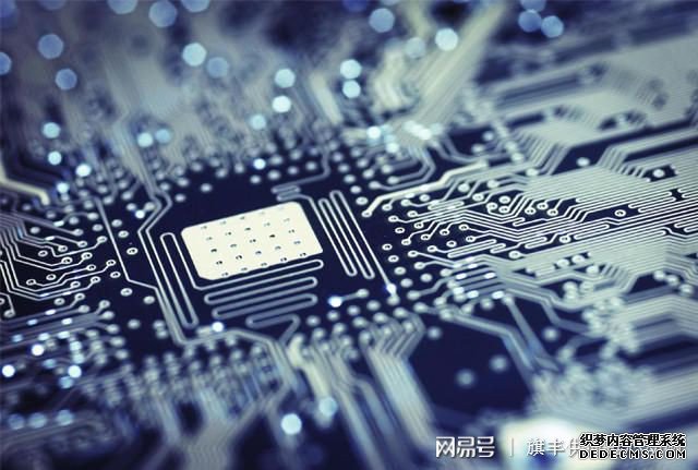 任正非:华为是世界上最穷的高科技公司