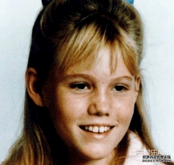 ʵ淿,ŮbtҳϷsf18ػ