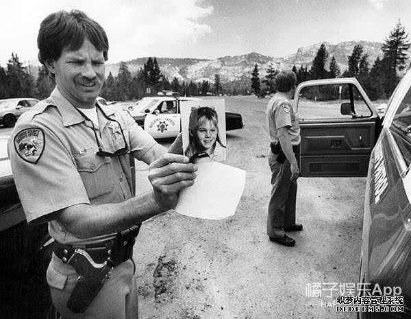 ʵ淿,ŮbtҳϷsf18ػ