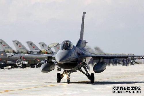 F16Block 70战机问网页游戏私服推荐世,拥有F22和F35战机的血统