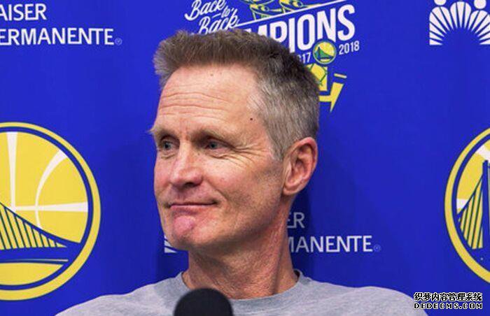 NBA:官方“出手”了,专门为勇士改判,可怜火箭只能干瞪眼!