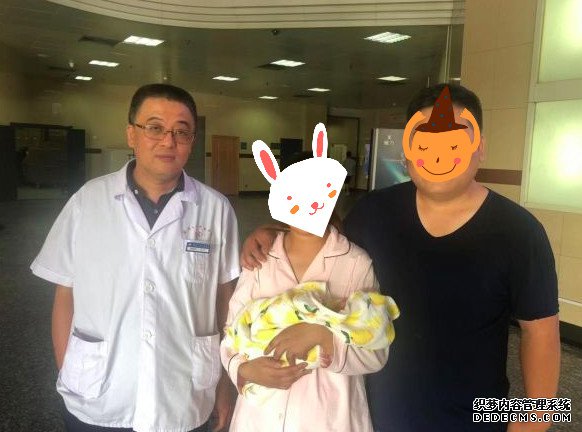 宝宝还在妈妈肚子里就查出长肿瘤，幸亏遇到一群好医生